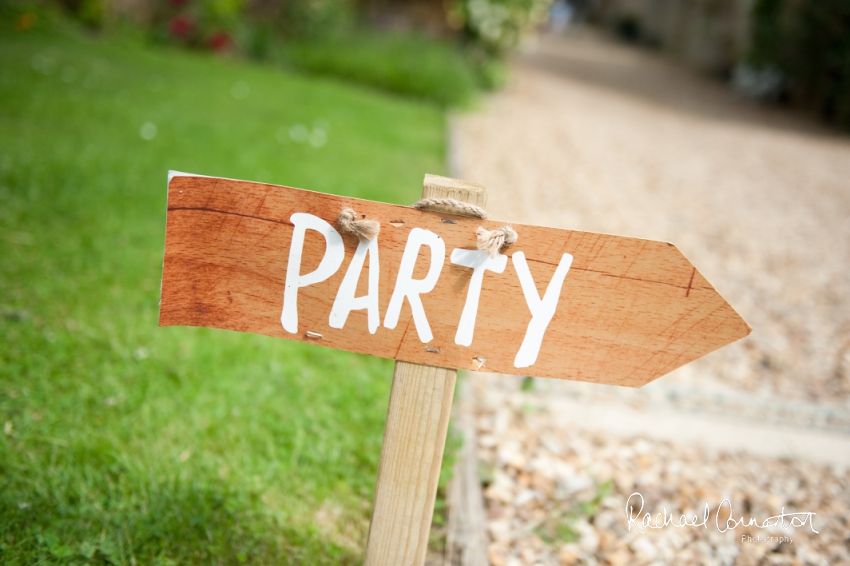 Professional colour photograph of Catherine and Henry's summer wedding at Hinwick Hall by Rachael Connerton Photography